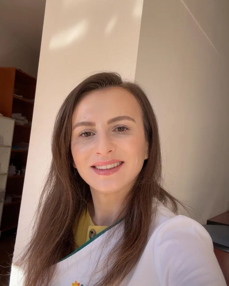 Dr Jiman Scurt Laura Crina